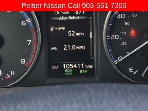 Used 2018 Toyota RAV4 XLE w/ Plus Extra Value Package FWD image 30