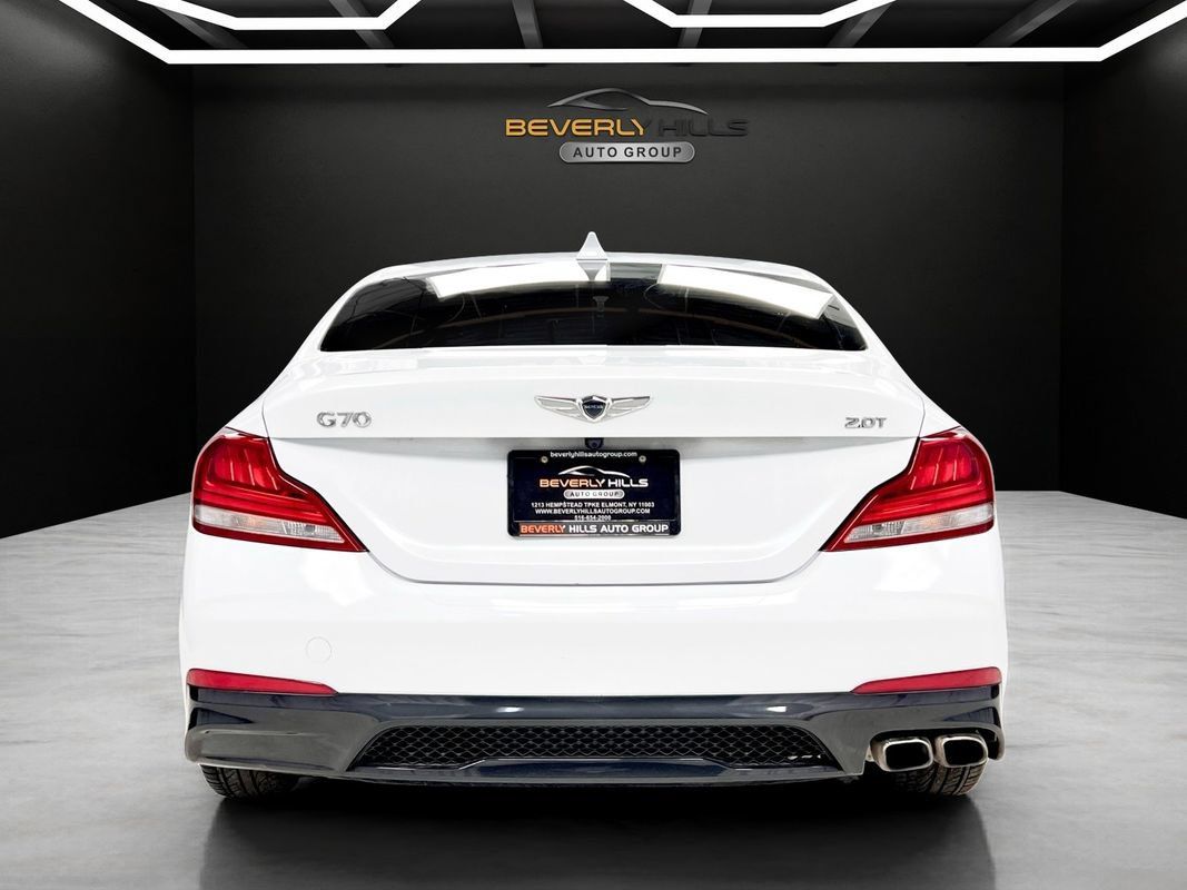 Used 2019 Genesis G70 2.0T Sport RWD image 4