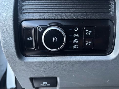 Used 2023 Ford F250 XL image 37