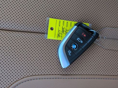 Certified 2024 BMW 330i Sedan w/ M Sport Package image 36