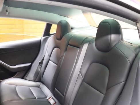 Used 2020 Tesla Model 3 Standard Range Plus image 42