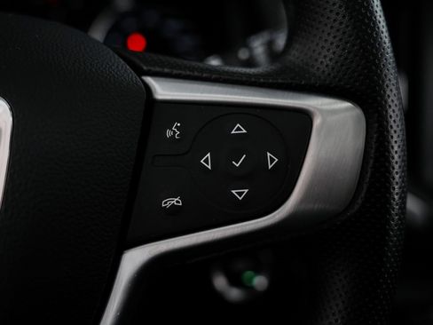 Used 2023 GMC Terrain SLE w/ Driver Convenience Package image 25