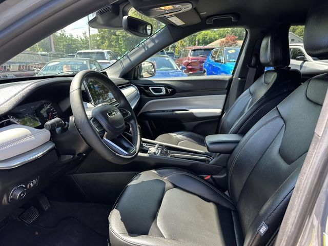 Certified 2024 Jeep Compass Limited AWD/4WD image 10
