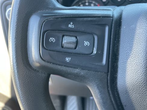 Used 2022 Chevrolet Silverado 2500 Custom w/ Snow Plow Prep/Camper Package image 35