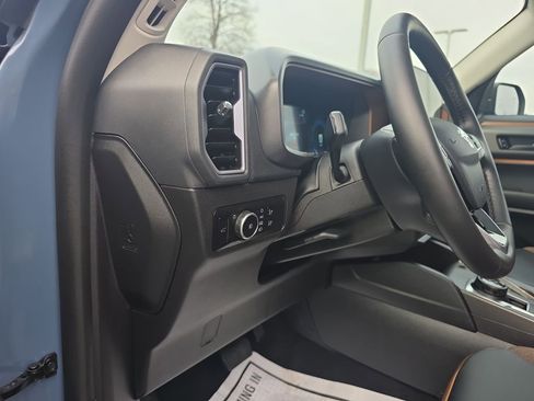 Certified 2025 Ford Bronco Sport Outer Banks w/ Outer Banks Tech Package+ image 21