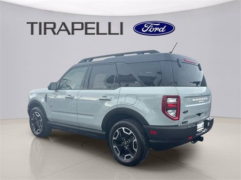 Certified 2022 Ford Bronco Sport Outer Banks w/ Tech Package image 2