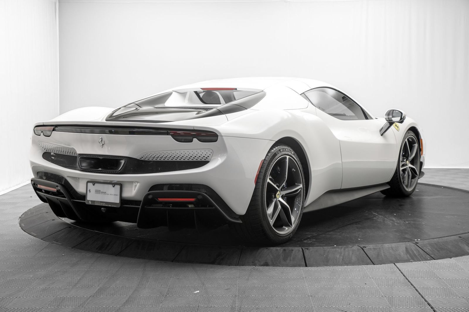 Used 2026 Ferrari 296 GTS RWD image 15