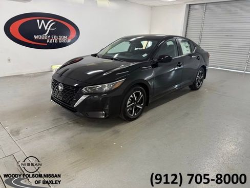 New 2025 Nissan Sentra SV image 1