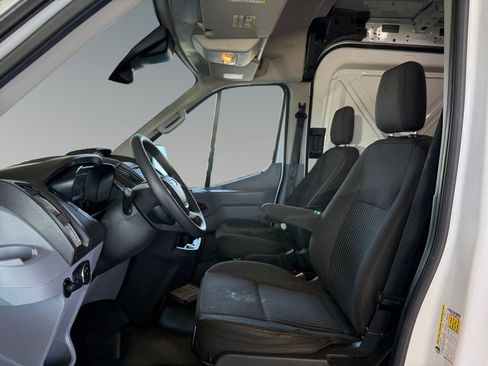 Used 2018 Ford Transit 250 148 Medium Roof RWD image 11