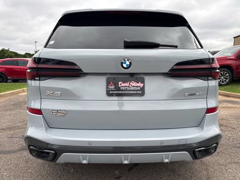 Used 2025 BMW X5 sDrive40i w/ M Sport Package RWD image 5