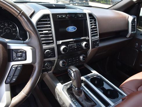 Used 2020 Ford F150 King Ranch w/ Equipment Group 601A Luxury AWD/4WD image 9