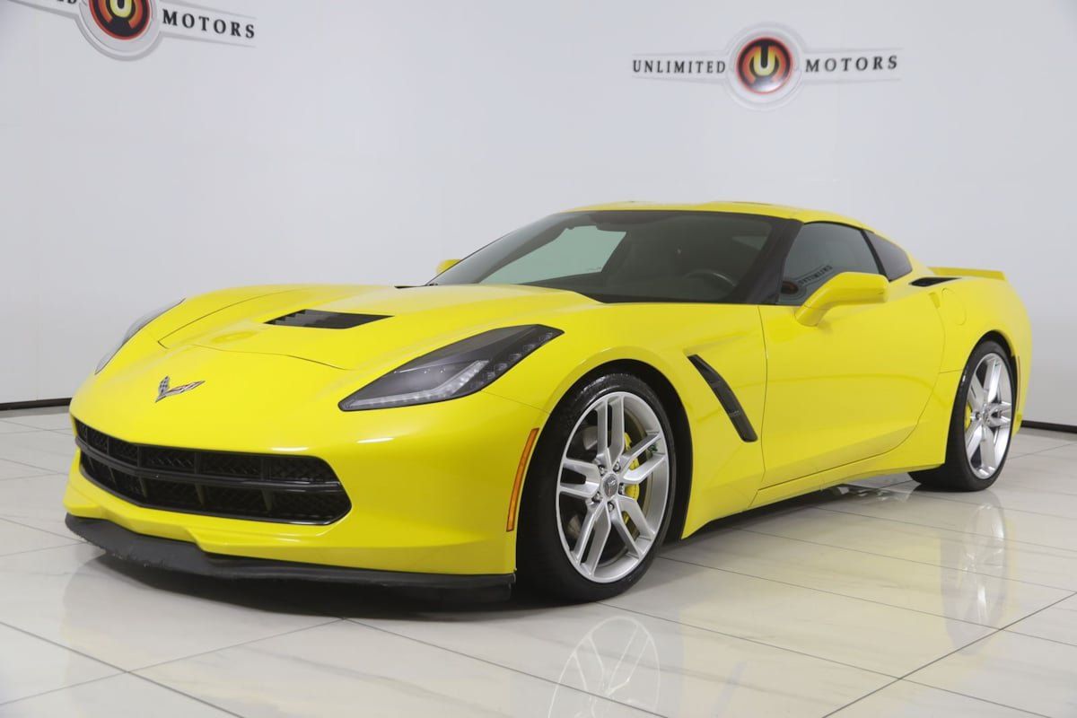 Used 2015 Chevrolet Corvette Stingray Coupe w/ ZF1 Appearance Package RWD image 5