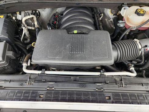 Used 2022 GMC Sierra 1500 SLT AWD/4WD image 31