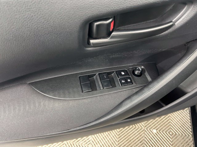 Used 2026 Toyota Corolla LE FWD image 13