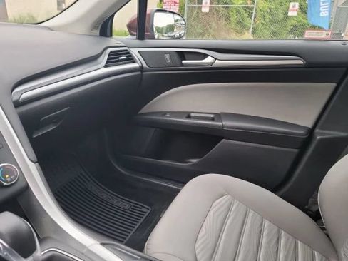 Used 2016 Ford Fusion S w/ Equipment Group 101A FWD image 19