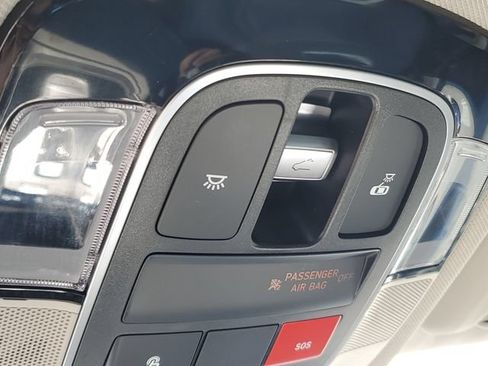 Certified 2023 Hyundai Tucson Limited AWD/4WD image 33