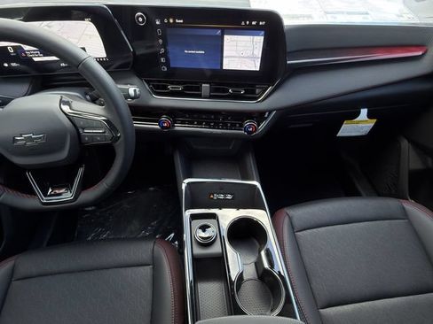 New 2026 Chevrolet Equinox RS FWD image 13