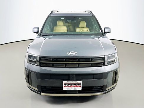 Used 2025 Hyundai Santa Fe Limited image 2