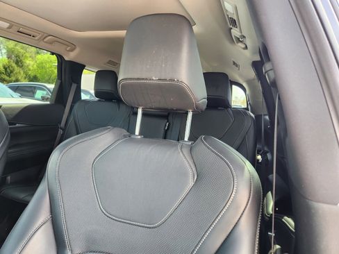 Used 2023 INFINITI QX60 Sensory w/ Cargo Package image 11