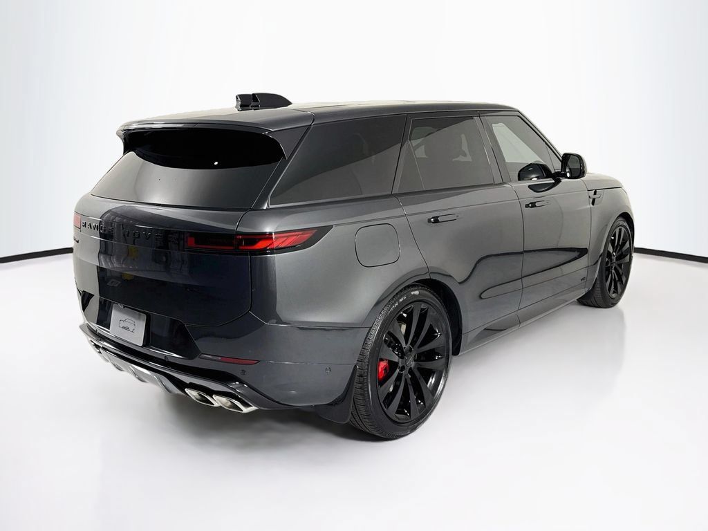 New 2026 Land Rover Range Rover Sport Dynamic SE AWD/4WD image 5