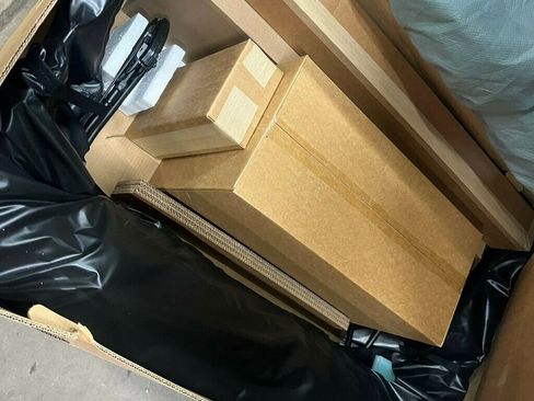 Used 2024 Jeep Wrangler Unlimited Sahara w/ Dual Top Group image 65