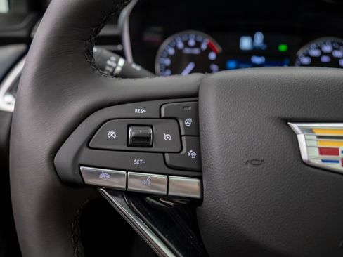 New 2025 Cadillac XT6 Premium Luxury image 28