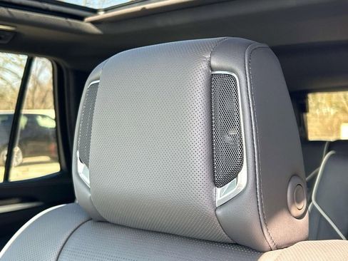 New 2026 Cadillac Escalade Luxury w/ Touring Package image 27