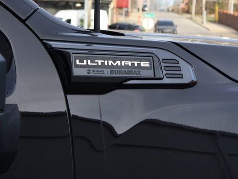 Certified 2024 GMC Sierra 2500 Denali Ultimate w/ Max Trailering Package AWD/4WD image 9