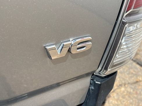 Used 2022 Toyota Tacoma TRD Off-Road image 30