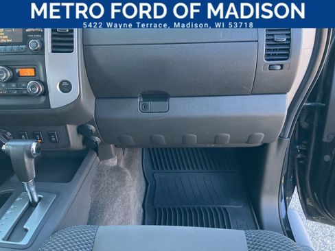 Used 2013 Nissan Frontier PRO-4X image 46