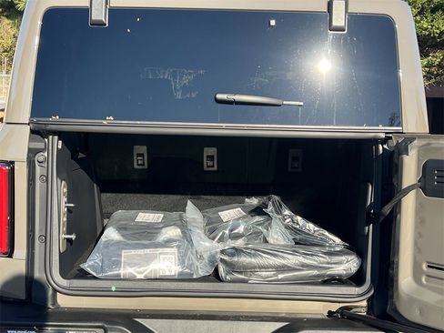 New 2025 Ford Bronco Outer Banks image 21