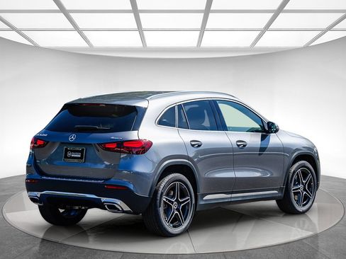 New 2026 Mercedes-Benz GLA 250 4MATIC image 4
