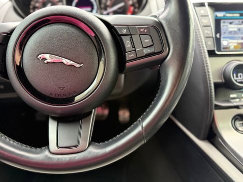 Used 2017 Jaguar F-TYPE Coupe RWD image 26