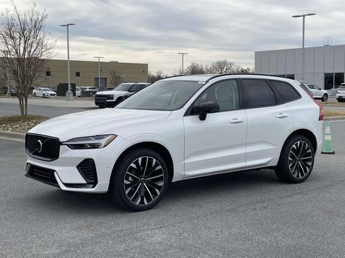 New 2026 Volvo XC60 B5 Ultra w/ Protection Package Premier image 24