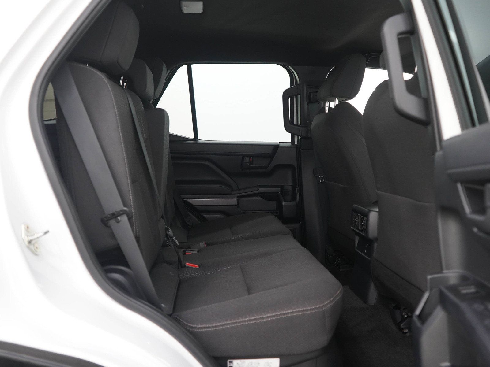 Used 2025 Toyota 4Runner SR5 AWD/4WD image 12