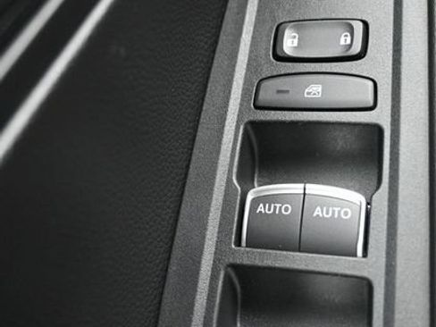 Used 2025 Honda Accord LX image 25