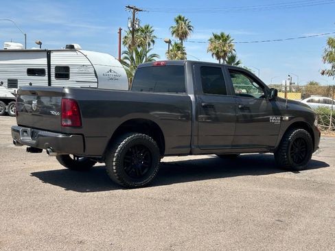 Used 2019 RAM 1500 Express w/ Express Value Package AWD/4WD image 3