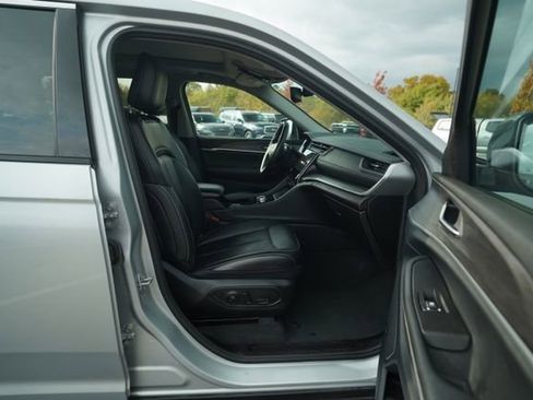 Used 2021 Jeep Grand Cherokee L Limited image 20