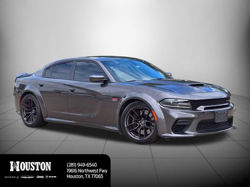Used 2021 Dodge Charger Scat Pack RWD image 3