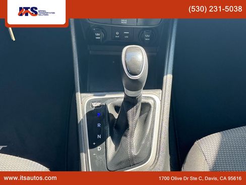 Used 2021 Hyundai Accent SE FWD image 17