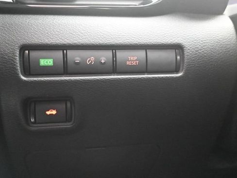 Used 2021 Nissan Sentra SR image 15