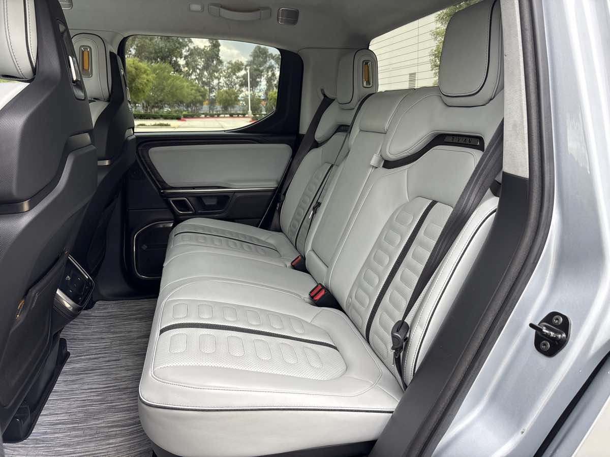 Used 2023 Rivian R1T Launch Edition AWD/4WD image 11