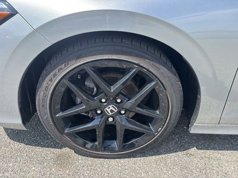 Used 2025 Honda Civic Sport image 11