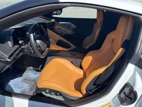 Used 2022 Chevrolet Corvette Stingray Preferred Cpe w/ Z51 Performance Package image 9