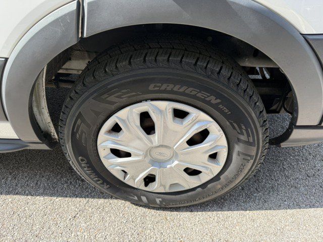 Used 2018 Ford Transit 350 148 Low Roof RWD image 19