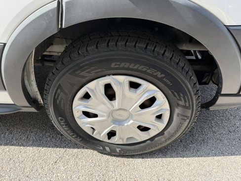 Used 2018 Ford Transit 350 148 Low Roof image 19