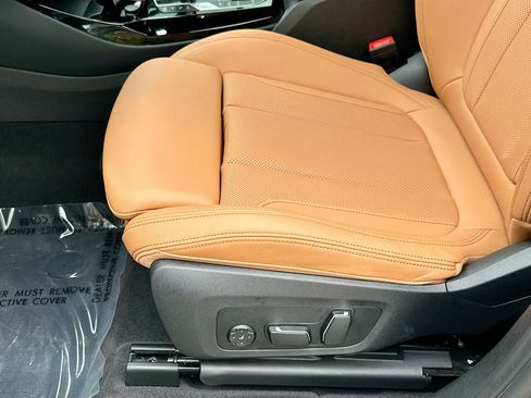 Used 2024 BMW X3 sDrive30i w/ Convenience Package w/ZPA RWD image 16