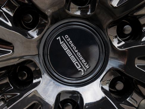 New 2026 Ford Bronco Badlands AWD/4WD image 23