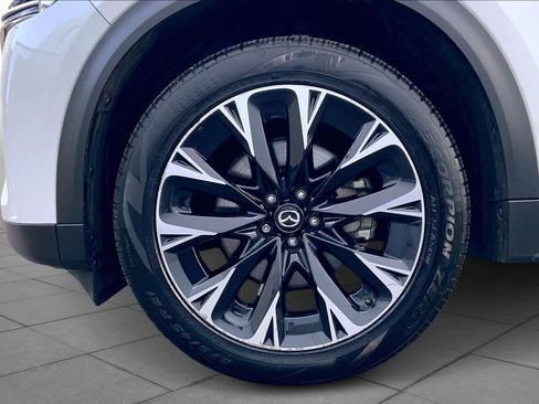 Used 2024 MAZDA CX-90 Plug-In Hybrid w/ Premium Plus image 10