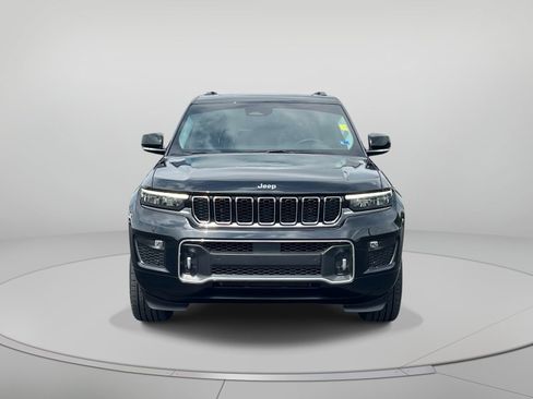 Used 2023 Jeep Grand Cherokee Overland AWD/4WD image 9